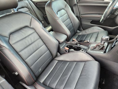 Used 2015 Volkswagen GTI Autobahn image 26