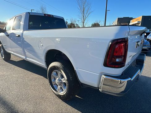 Used 2025 RAM 2500 Lone Star w/ Bed Convenience Group image 10