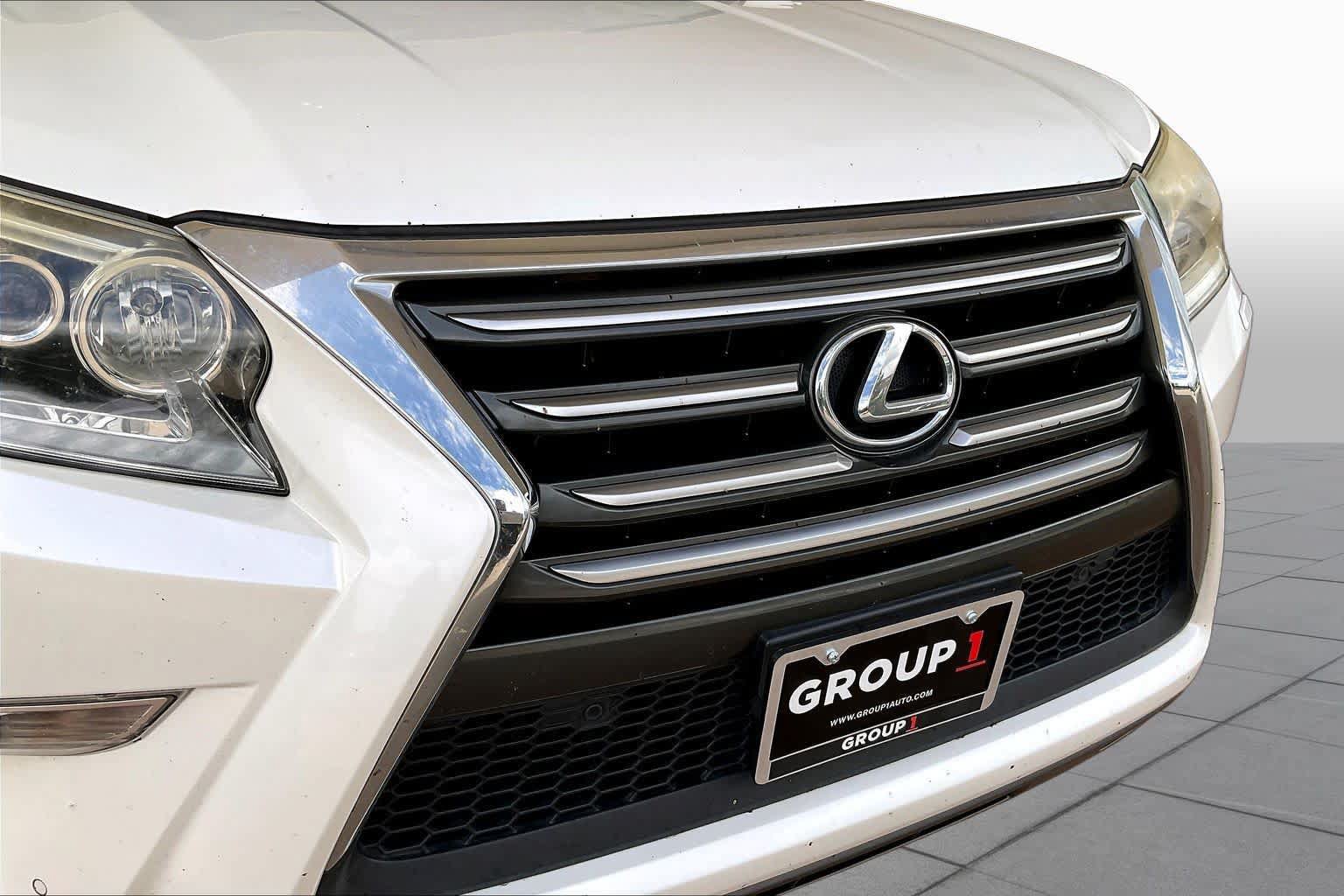 Used 2015 Lexus GX 460 w/ Premium Package AWD/4WD image 27