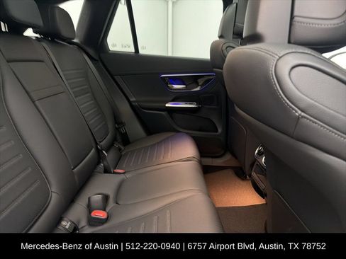 Used 2026 Mercedes-Benz GLC 300 image 28