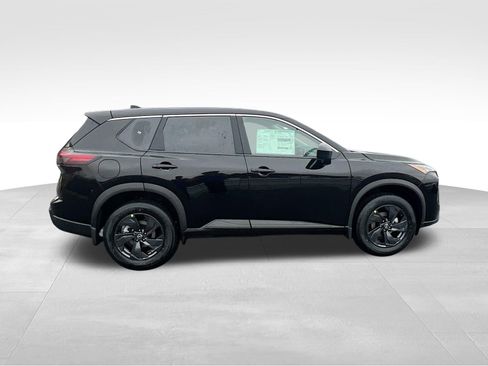 New 2026 Nissan Rogue SV FWD image 8
