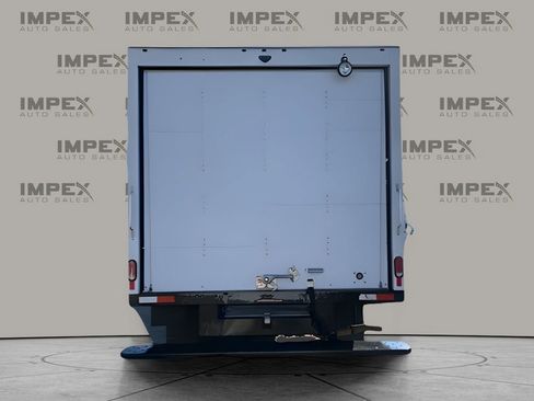 Used 2024 Chevrolet Express 3500 Thermo King 16 Foot Reefer Box w/ Power Convenience Package image 7