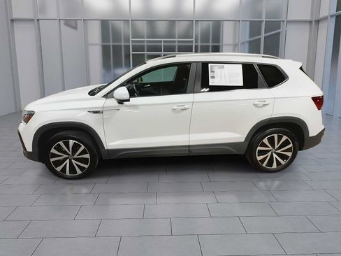 Used 2022 Volkswagen Taos SE AWD/4WD image 5