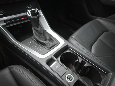 Used 2021 Audi Q3 2.0T Premium w/ Convenience Package AWD/4WD image 29