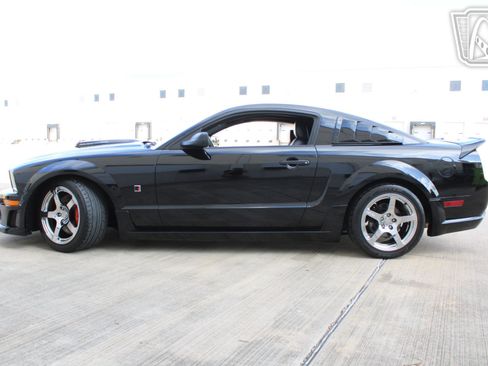 Used 2007 Ford Mustang GT RWD image 4