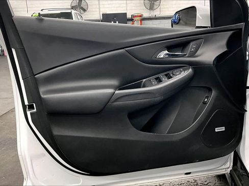 Used 2018 Chevrolet Volt LT w/ Comfort Package image 22