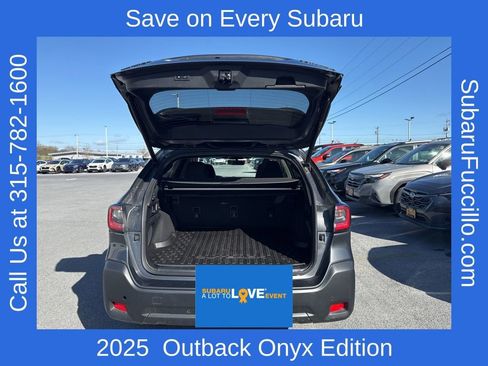 Used 2025 Subaru Outback Onyx Edition AWD/4WD image 11