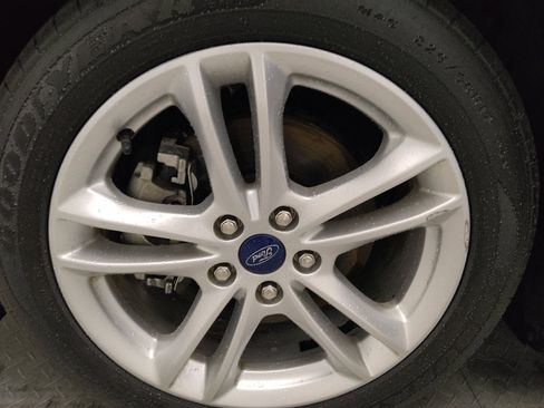 Used 2018 Ford Fusion S FWD image 31