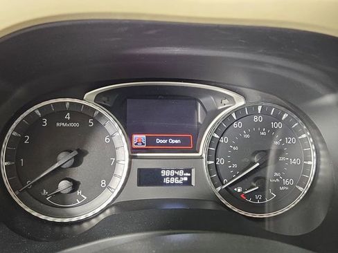 Used 2017 INFINITI QX60 Luxe w/ Deluxe Technology Package AWD/4WD image 17