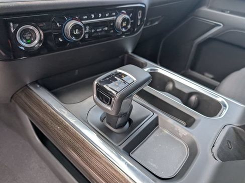 Used 2022 Chevrolet Silverado 1500 RST AWD/4WD image 22
