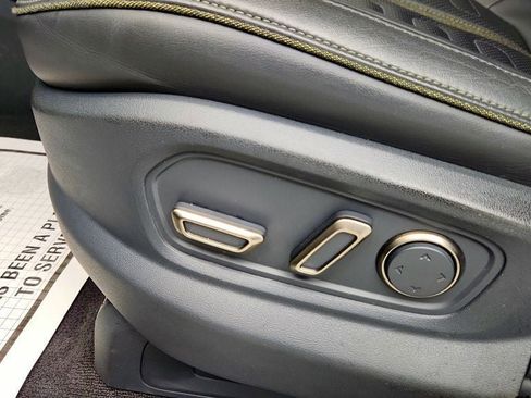 Used 2022 Rivian R1T Launch Edition image 11