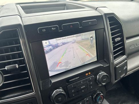 Used 2019 Ford F350 XLT w/ XLT Premium Package image 21