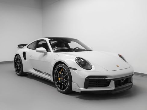 Certified 2025 Porsche 911 Turbo S AWD/4WD image 10