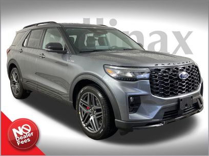 New 2025 Ford Explorer ST-Line w/ Premium Package