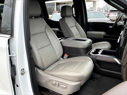 Used 2019 GMC Sierra 1500 SLT RWD image 9