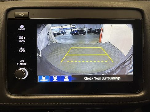 Used 2021 Honda HR-V EX-L image 8