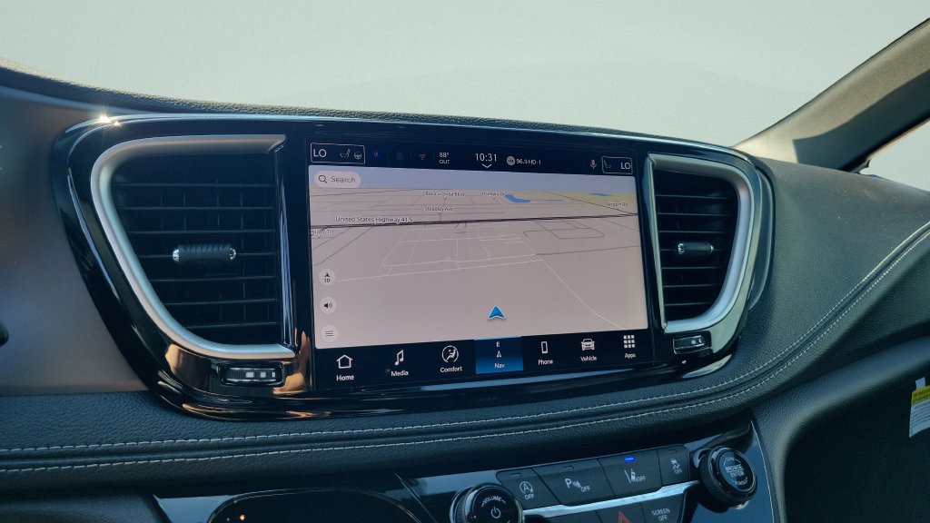 New 2027 Chrysler Pacifica Select w/ Family Tech Group FWD image 18