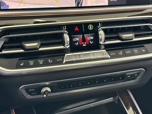Used 2020 BMW X5 sDrive40i w/ Premium Package RWD image 19