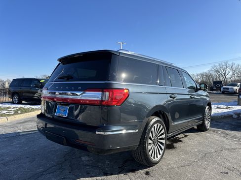 Used 2021 Lincoln Navigator L Reserve w/ Luxury Package image 3
