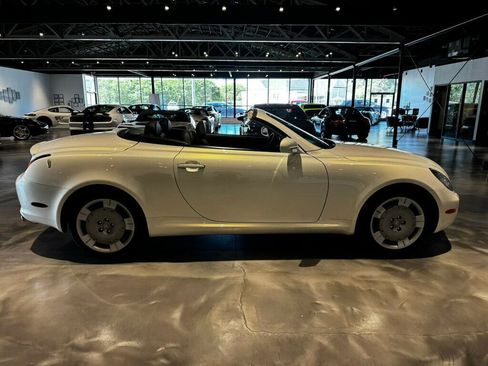 Used 2005 Lexus SC 430 Convertible image 6