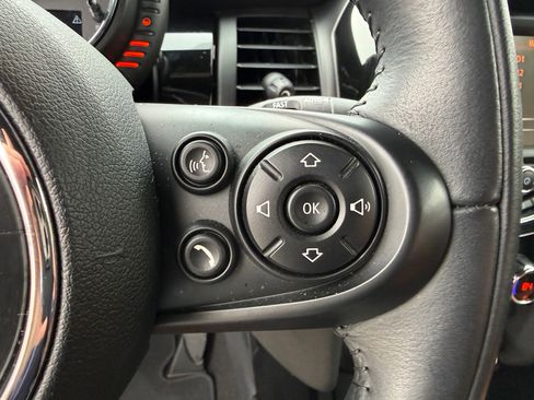 Used 2016 MINI Cooper S image 16