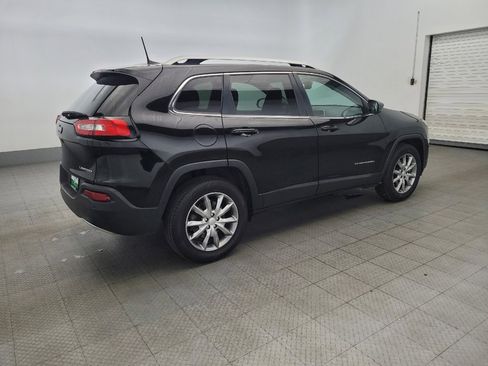 Used 2018 Jeep Cherokee Limited image 10
