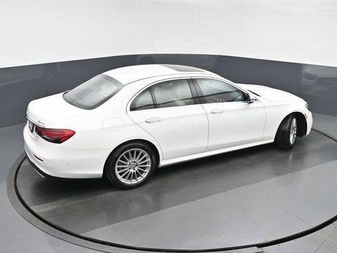 Used 2022 Mercedes-Benz E 350 4MATIC Sedan image 34
