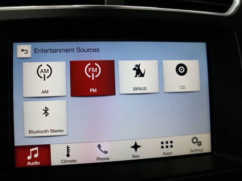 Used 2017 Ford Explorer Platinum AWD/4WD image 32