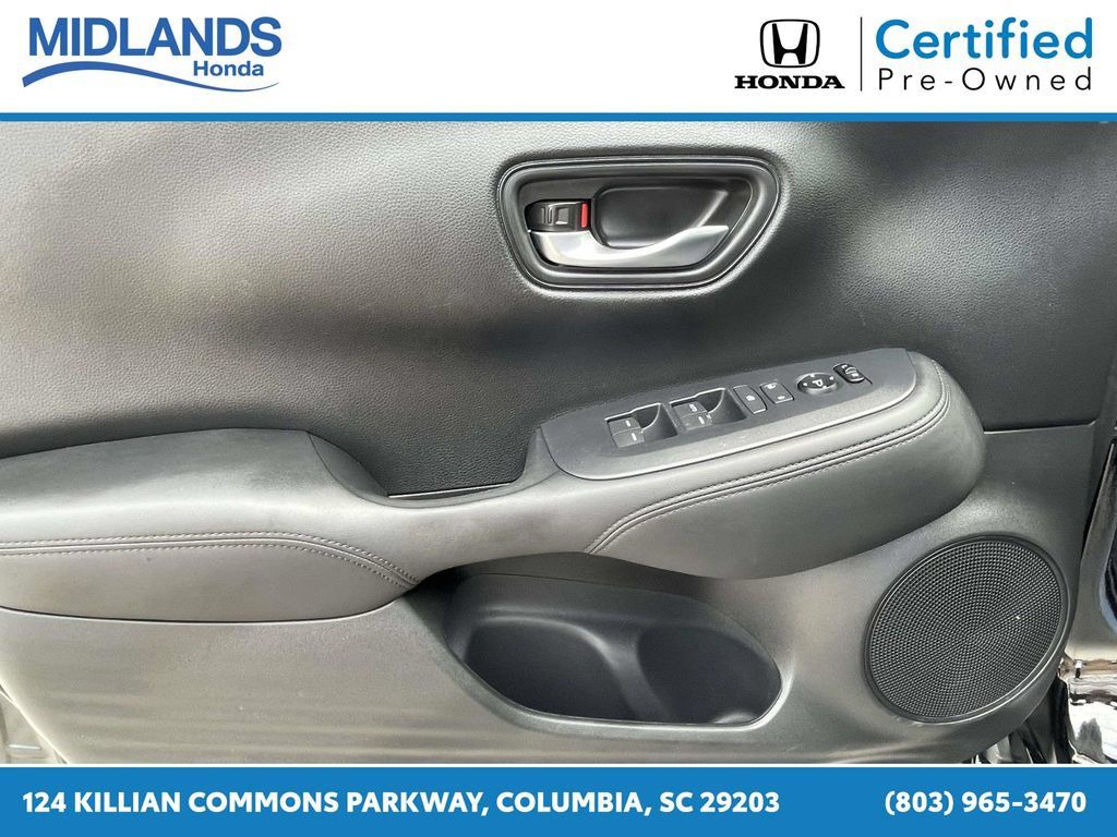 Certified 2025 Honda HR-V LX image 15