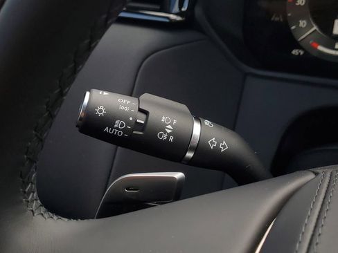 New 2026 Land Rover Range Rover Velar Dynamic SE image 16