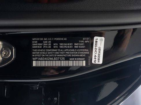 Used 2021 Porsche Macan S AWD/4WD image 41