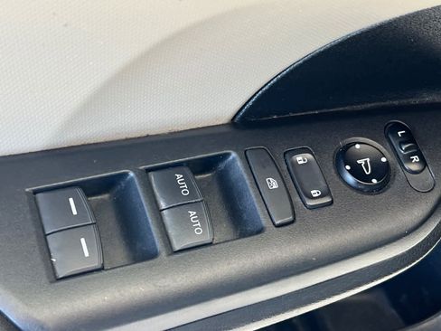 Used 2018 Honda Civic LX image 13