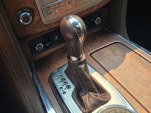 Used 2015 INFINITI QX80 4WD w/ Limited Package image 38