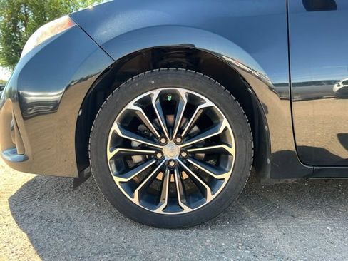 Used 2014 Toyota Corolla S FWD image 13