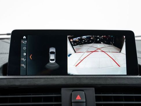 Used 2018 BMW M2 image 31