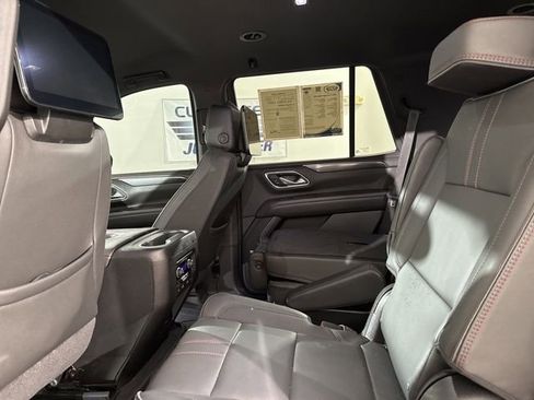 Used 2024 Chevrolet Tahoe RST w/ RST Performance Edition image 17