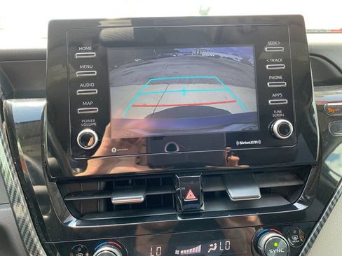 Used 2022 Toyota Camry LE FWD image 21