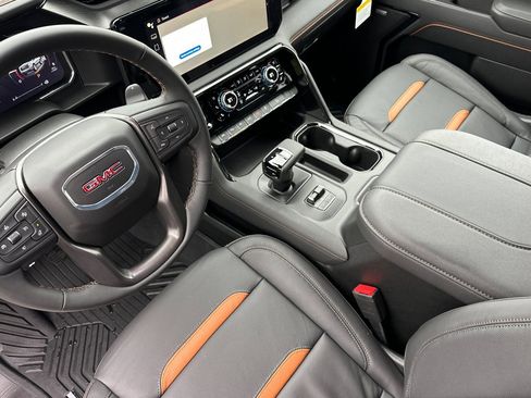 New 2026 GMC Sierra 1500 AT4 w/ AT4 Premium Package image 8