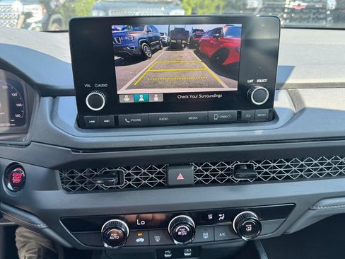 Used 2023 Honda Accord LX image 18
