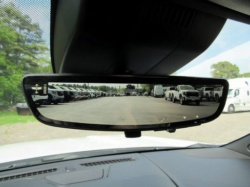 Used 2023 GMC Yukon XL Denali Ultimate image 18