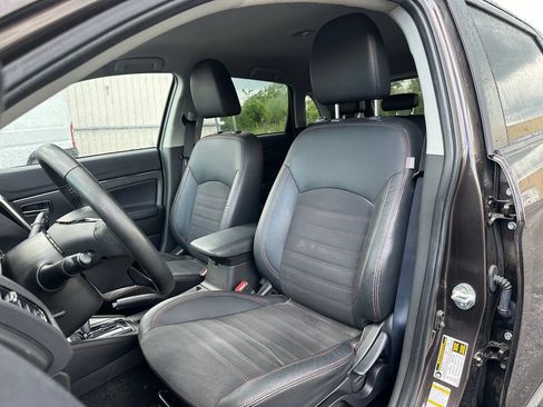 Used 2023 Mitsubishi Outlander Sport SE AWD/4WD image 16