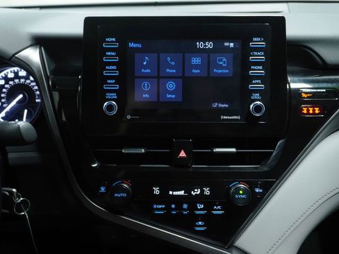 Certified 2024 Toyota Camry SE FWD image 17