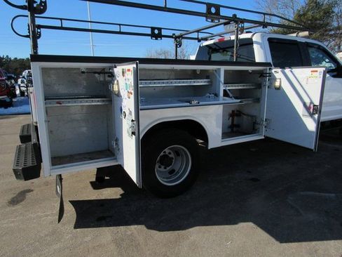 Used 2022 Ford F350 XL w/ Power Equipment Group image 34