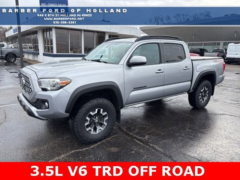 Used 2019 Toyota Tacoma TRD Off-Road image 1