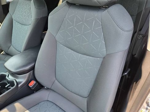 Used 2025 Toyota RAV4 XLE w/ Convenience Package AWD/4WD image 15