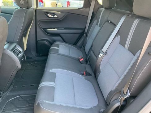 Used 2024 Chevrolet Blazer LT w/ Convenience Package FWD image 16