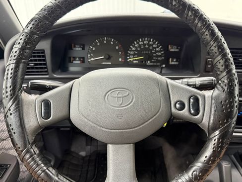 Used 1995 Toyota 4Runner SR5 AWD/4WD image 20