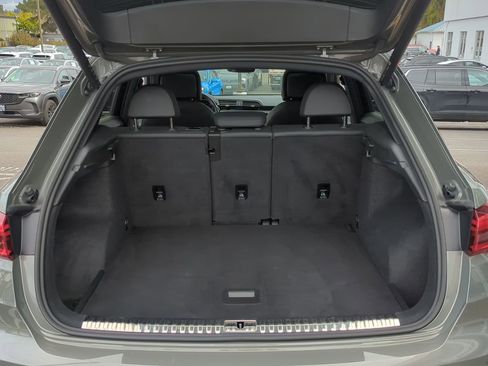 Used 2022 Audi Q3 2.0T Premium w/ Convenience Package image 28