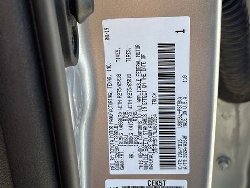 Used 2020 Toyota Tundra SR5 w/ TRD Off-Road Package AWD/4WD image 33