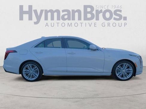Used 2021 Cadillac CT4 Premium Luxury image 2
